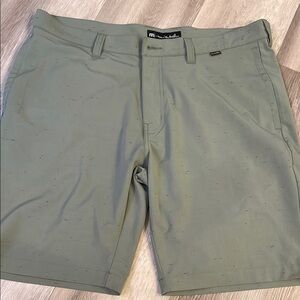 Travis Mathew Green Flat Front Shorts Lightweight Design